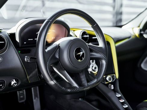 Used 2019 McLaren 720S image 39