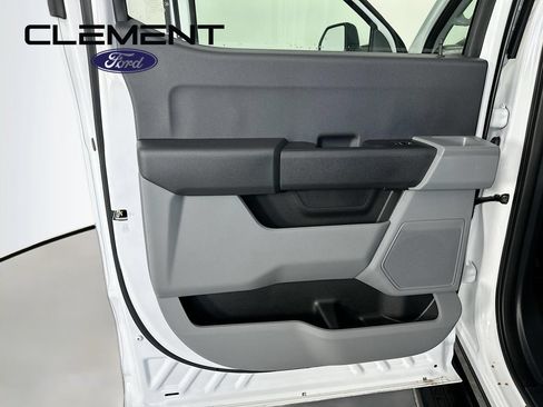 New 2026 Ford F250 XL w/ XL Chrome Package AWD/4WD image 23