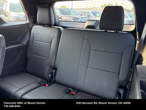 Used 2023 Chevrolet Traverse LT w/ LPO, Floor Liner Package image 31
