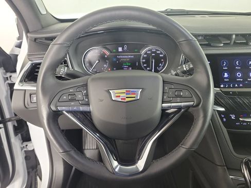 Certified 2024 Cadillac XT6 Premium Luxury w/ LPO, Floor Liner Package AWD/4WD image 21