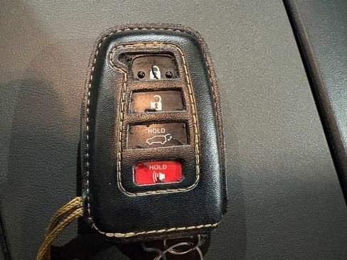 Used 2023 Toyota Highlander Bronze Edition AWD/4WD image 24