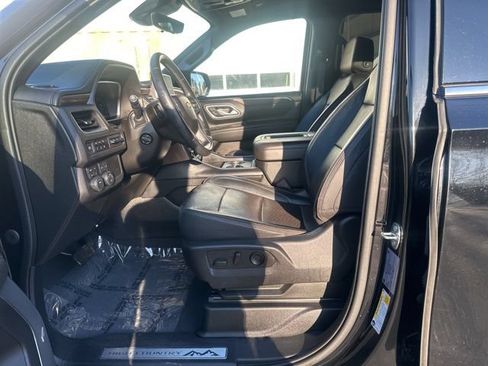 Used 2023 Chevrolet Tahoe High Country AWD/4WD image 23