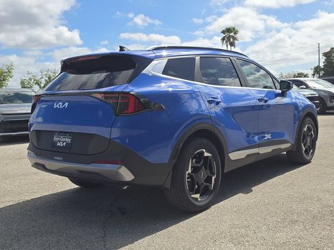 New 2026 Kia Sportage EX w/ EX Panorama Roof Package FWD image 8
