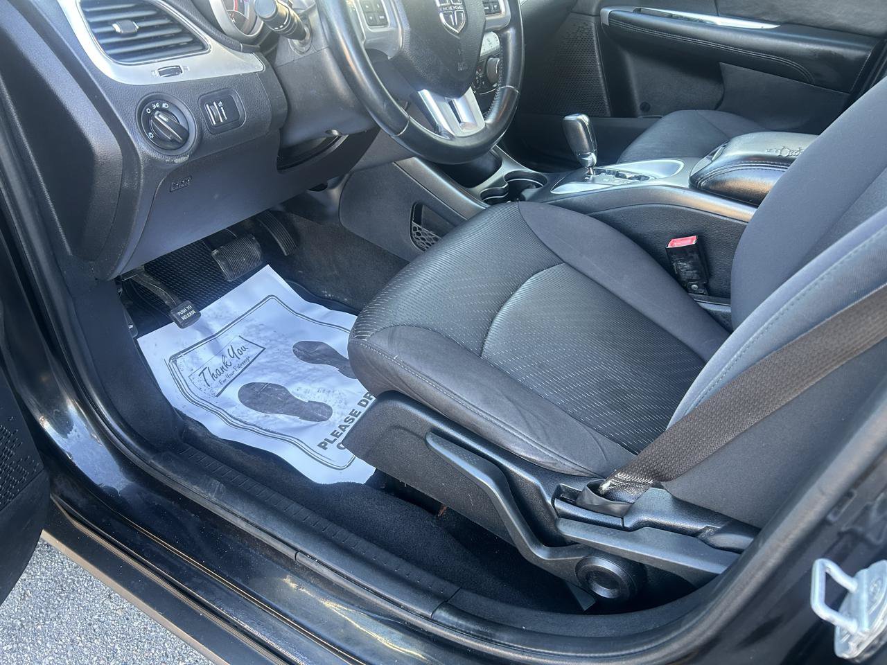 Used 2012 Dodge Journey FWD image 10