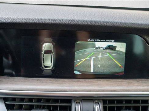 Used 2018 Alfa Romeo Stelvio Ti image 17