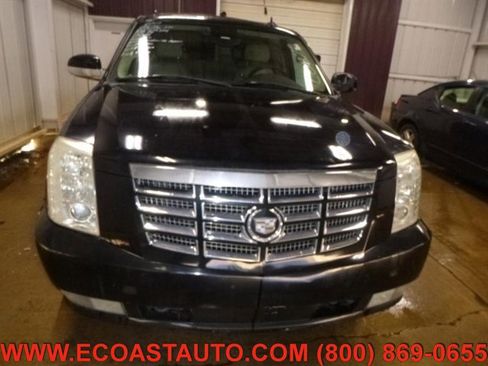 Used 2007 Cadillac Escalade ESV AWD w/ Climate Package image 5