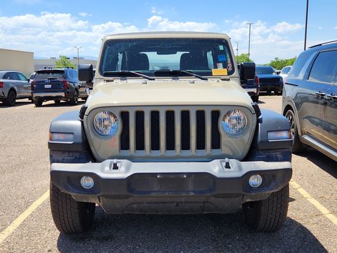 Used 2022 Jeep Wrangler Unlimited Sport AWD/4WD image 2