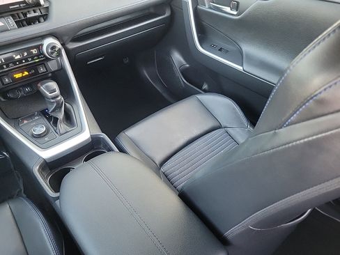 Used 2019 Toyota RAV4 XSE image 16
