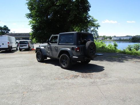 Used 2023 Jeep Wrangler Sport AWD/4WD image 5