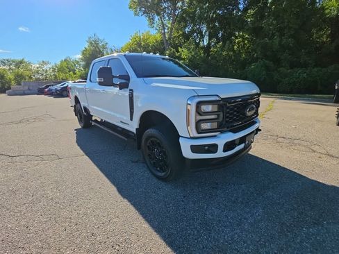 Used 2025 Ford F250 Lariat w/ Black Appearance Package AWD/4WD image 5