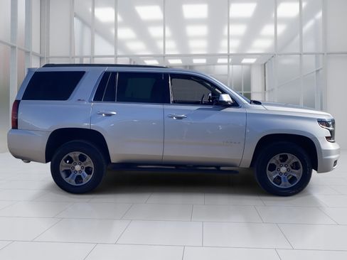 Used 2019 Chevrolet Tahoe LT w/ Luxury Package image 7