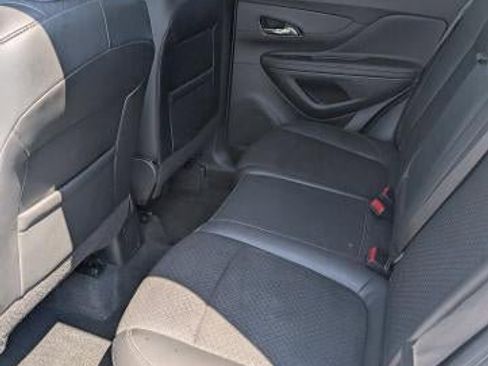 Used 2022 Buick Encore Preferred image 10