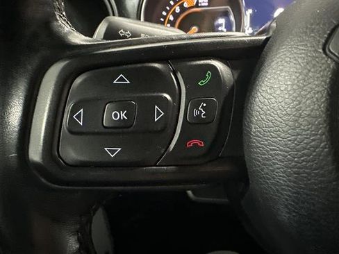 Used 2020 Jeep Wrangler Sport image 27