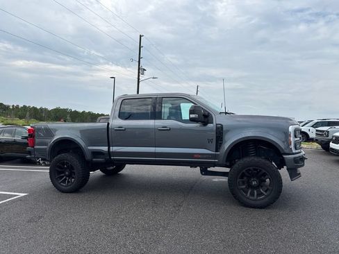 Used 2024 Ford F250 Lariat w/ Lariat Ultimate Package AWD/4WD image 1
