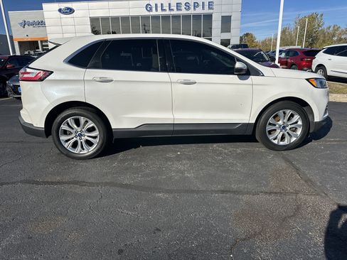 Used 2020 Ford Edge Titanium w/ Equipment Group 301A image 2