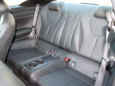 Used 2017 INFINITI Q60 2.0t w/ Moonroof Package image 6