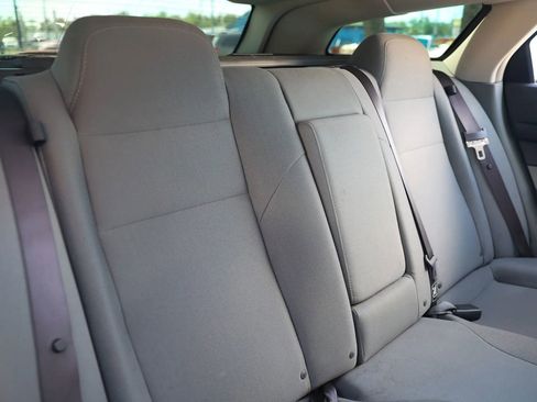 Used 2005 Dodge Magnum SE RWD image 22