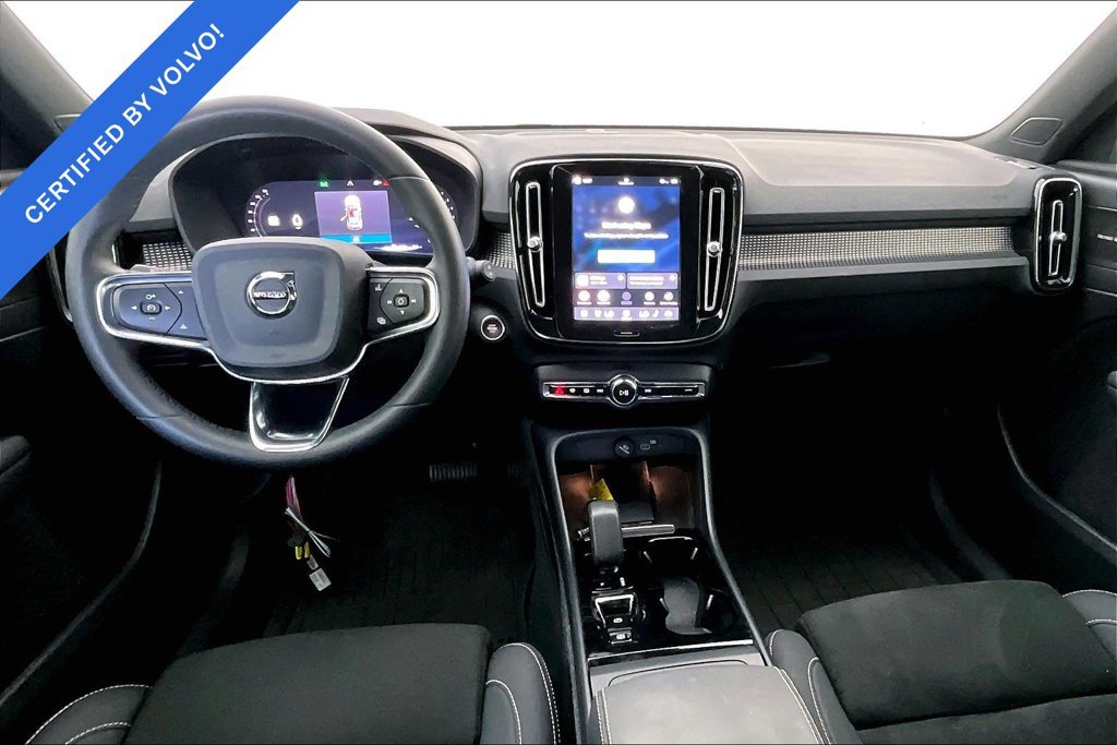 Used 2024 Volvo XC40 B5 Plus w/ Protection Package Premier AWD/4WD image 18