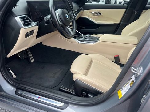 Used 2023 BMW 330i Sedan w/ M Sport Package image 9