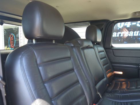 Used 2005 HUMMER H2 w/ Preferred Equipment Group AWD/4WD image 23