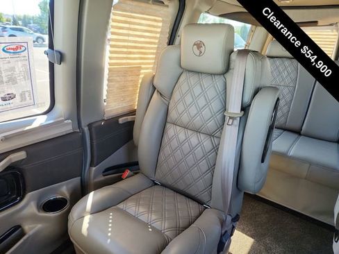 Used 2021 Chevrolet Express 2500 image 30