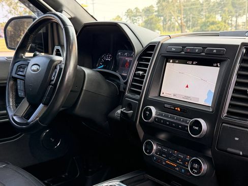 Used 2019 Ford Expedition Limited w/ Equipment Group 301A RWD image 23