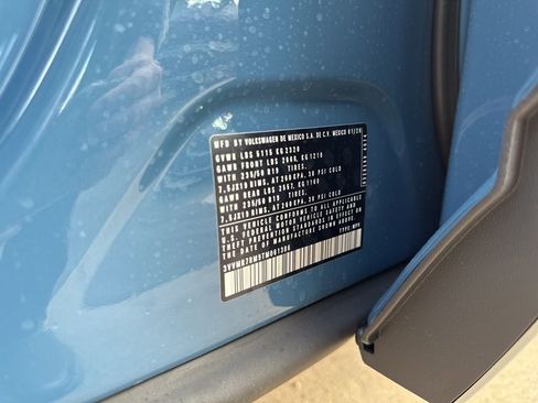 New 2026 Volkswagen Tiguan SE image 30