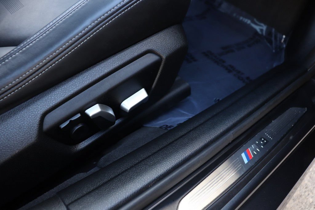 Used 2016 BMW M3 w/ Executive Package RWD image 30
