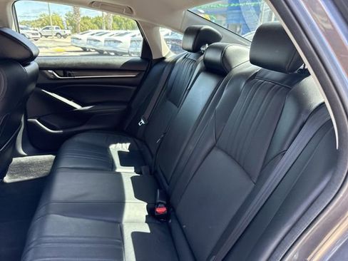Used 2018 Honda Accord Touring image 23