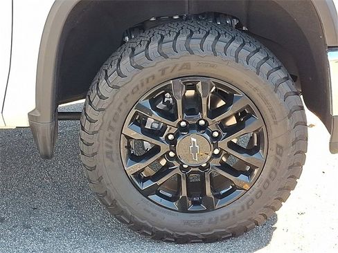 Used 2025 Chevrolet Silverado 2500 LT w/ All Star Edition image 30