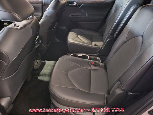 Used 2023 Toyota Highlander Limited w/ Protection Package #3 (TMS) AWD/4WD image 10