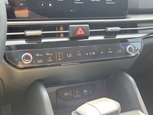 New 2026 Kia Sportage EX FWD image 34