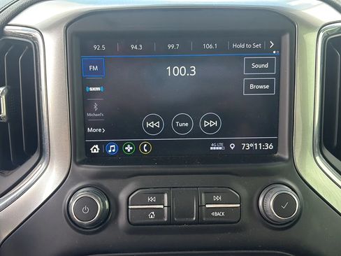 Used 2022 Chevrolet Silverado 2500 LT w/ Midnight Edition AWD/4WD image 27
