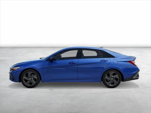 New 2026 Hyundai Elantra Sport image 3