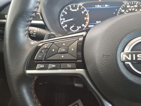 Used 2023 Nissan Altima 2.5 SR w/ SR Premium Package image 29