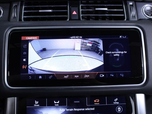 Used 2021 Land Rover Range Rover SV Autobiography Dynamic image 30