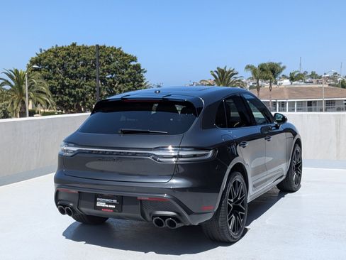 Certified 2024 Porsche Macan GTS AWD/4WD image 9