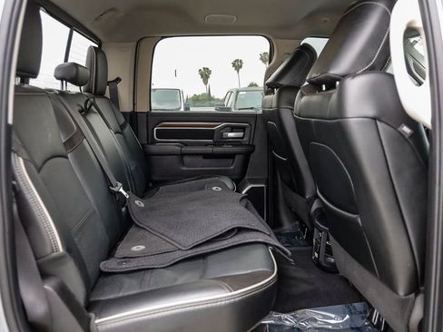 Used 2024 RAM 2500 Laramie w/ Safety Group AWD/4WD image 19