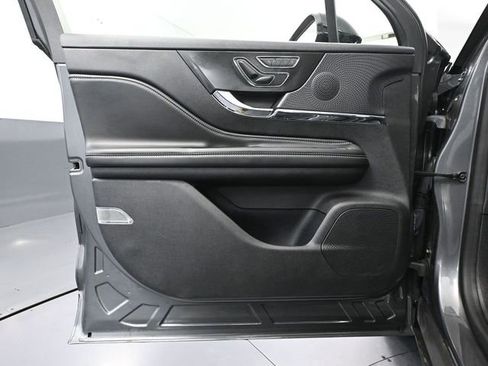 Used 2023 Lincoln Corsair Reserve w/ Equipment Group 201A image 20