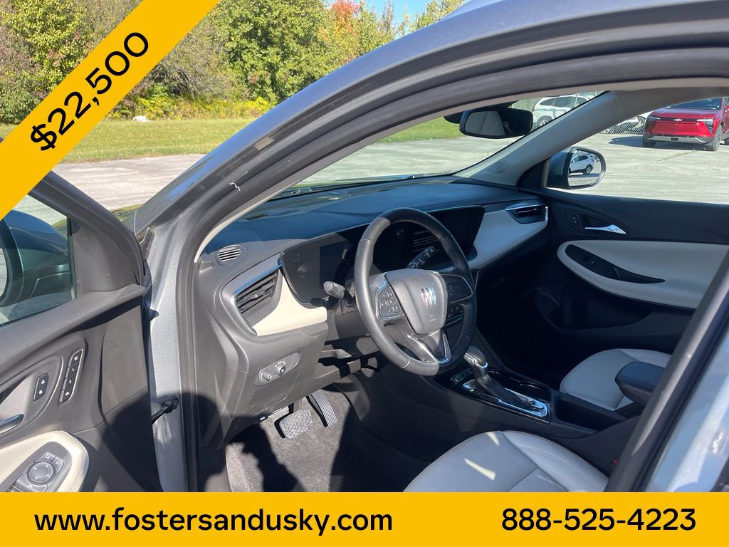 Used 2024 Buick Encore GX Avenir w/ Avenir Convenience Package FWD image 13