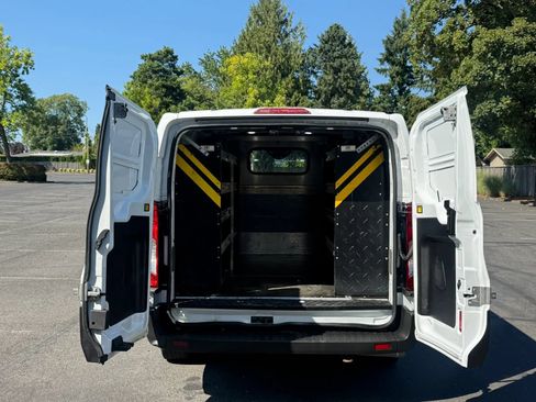 Used 2020 Ford Transit 150 Low Roof RWD image 10