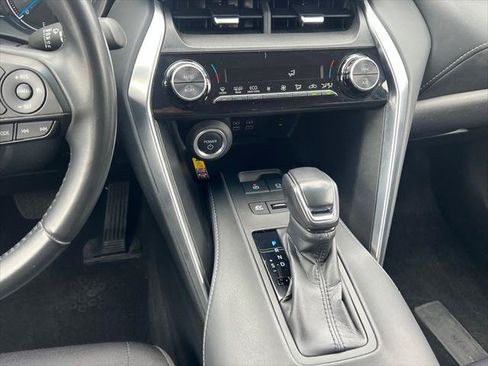 Certified 2024 Toyota Venza LE AWD/4WD image 20