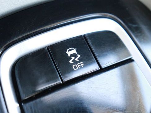 Used 2024 Toyota Corolla LE FWD image 18