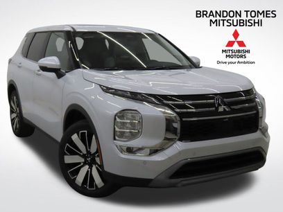 New 2025 Mitsubishi Outlander SE
