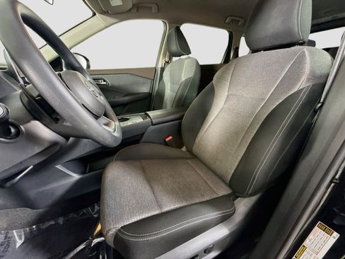 Used 2023 Nissan Rogue SV FWD image 22