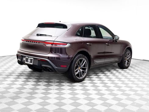 Certified 2024 Porsche Macan Turbo image 7