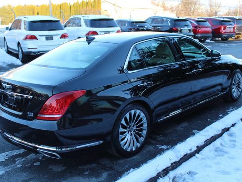 Used 2019 Genesis G90 3.3T Premium image 6