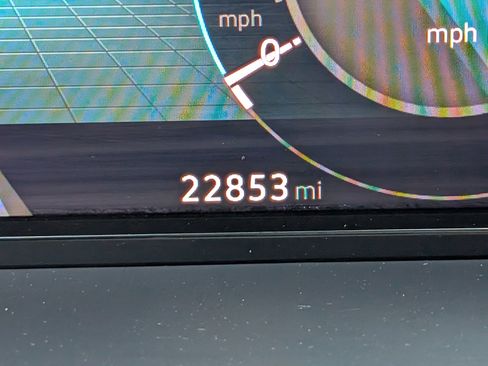 Used 2024 Volkswagen Atlas Cross Sport SE w/ Panoramic Sunroof Package image 26