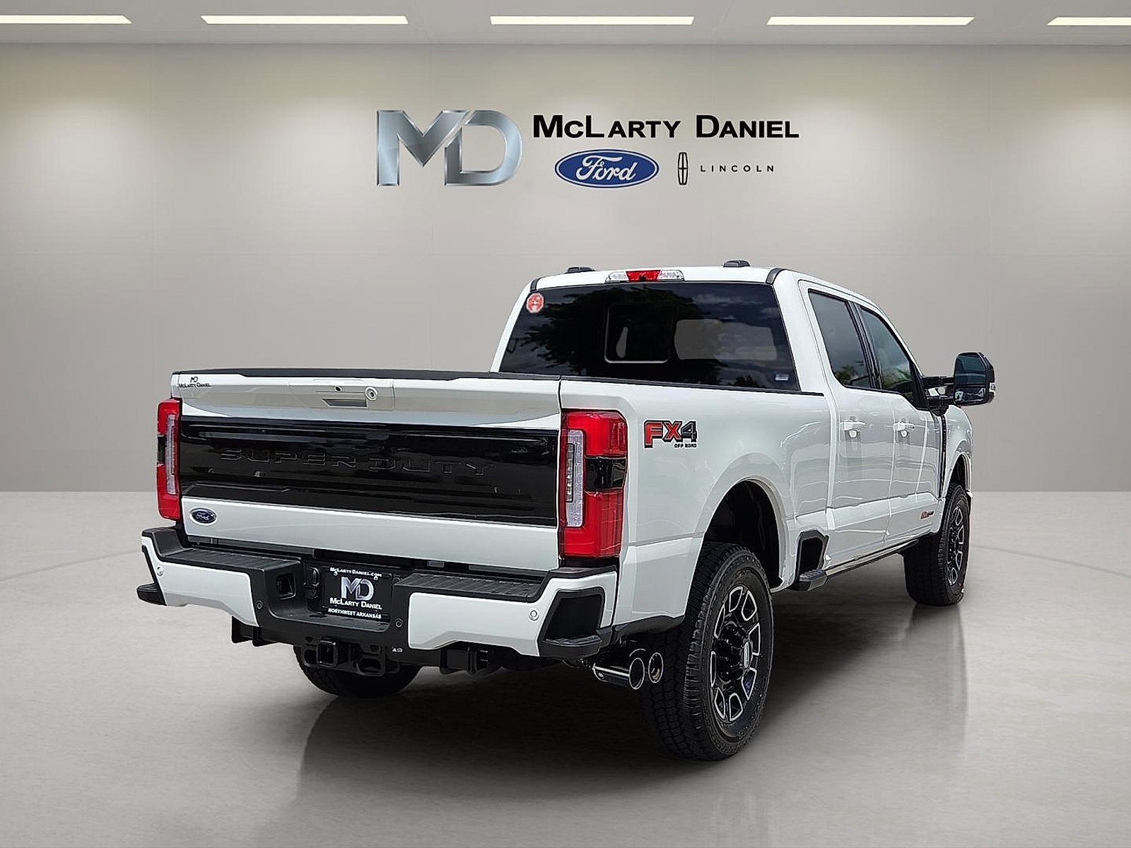 Certified 2025 Ford F250 Platinum AWD/4WD image 5