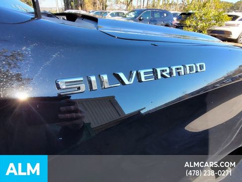 Used 2025 Chevrolet Silverado 1500 LT image 3